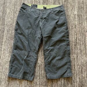 Kuhl Women's Grey Capri Utility Shorts Size 12